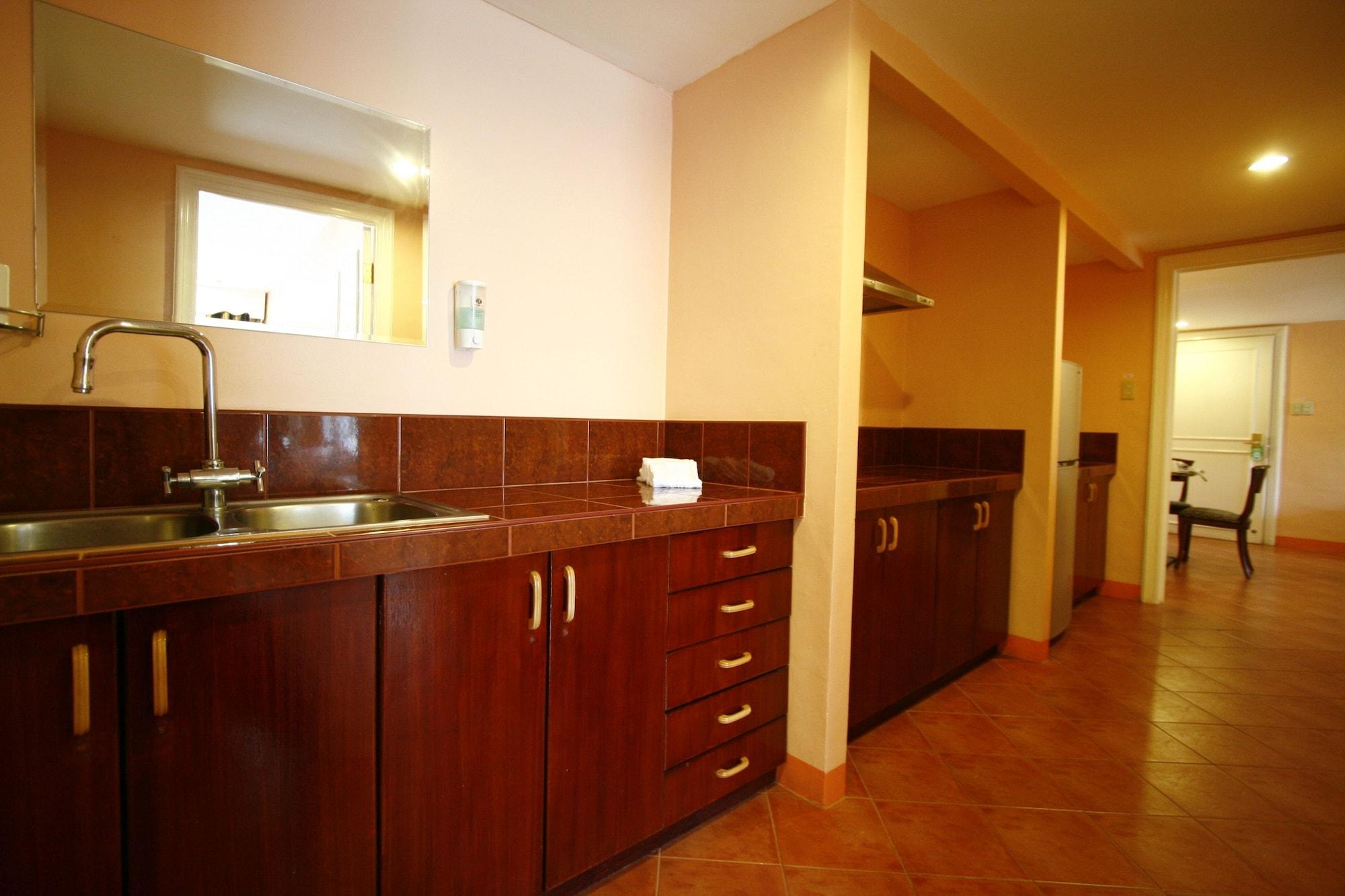 Fontana Hotel And Villas - Fontana Hot Spring Leisure Parks Mabalacat Buitenkant foto