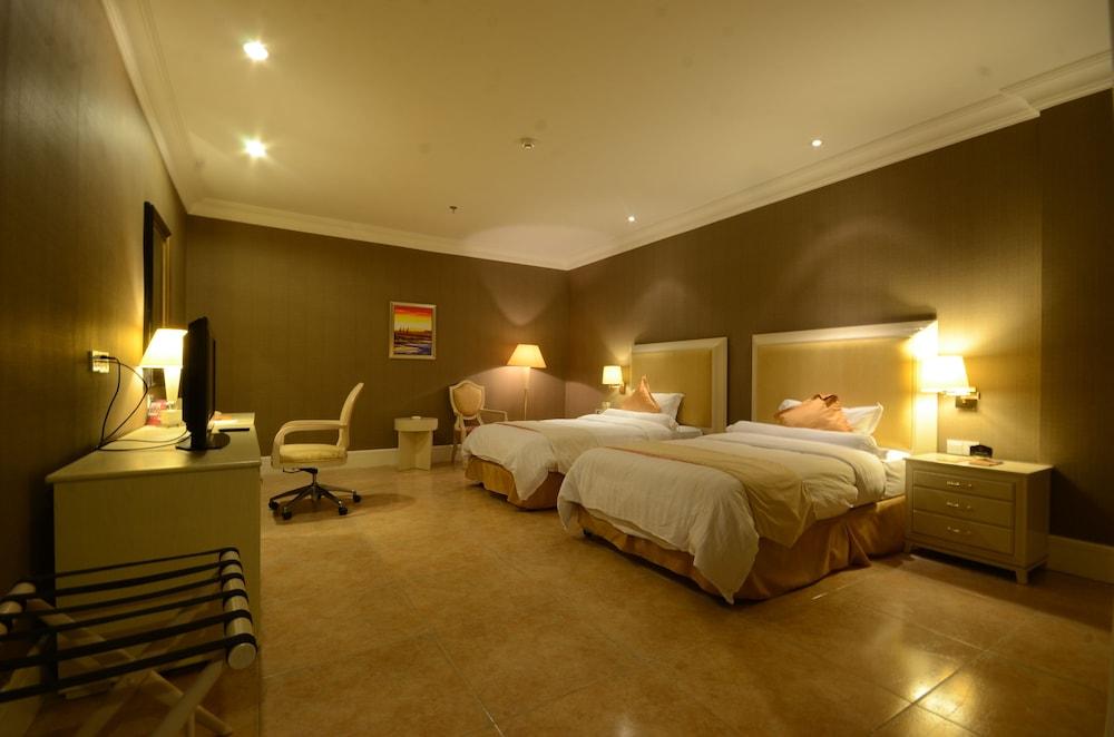 Fontana Hotel And Villas - Fontana Hot Spring Leisure Parks Mabalacat Buitenkant foto