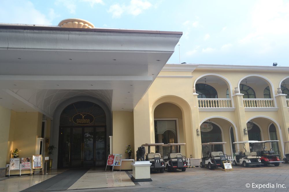 Fontana Hotel And Villas - Fontana Hot Spring Leisure Parks Mabalacat Buitenkant foto